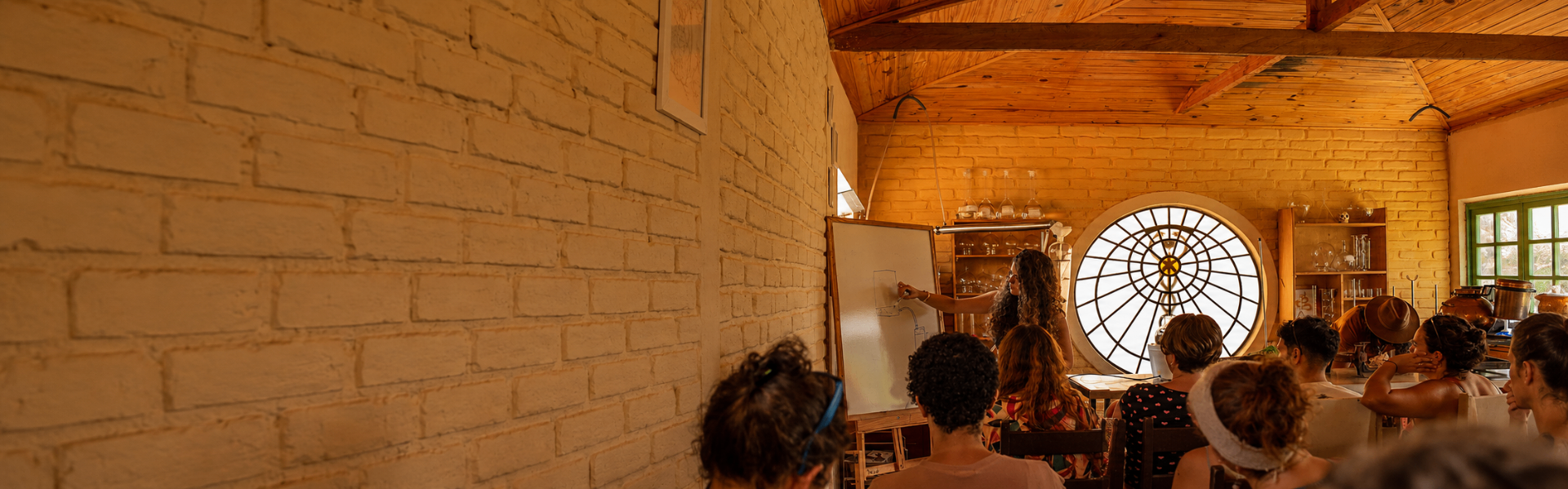 Aula no Laboratório-Escola Spagiros